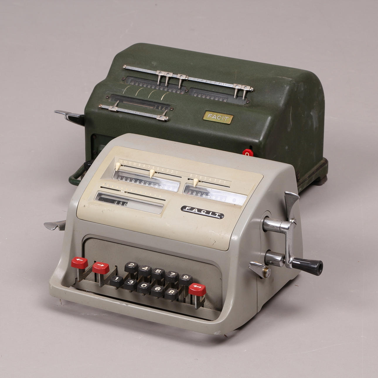 RÄKNESNURROR, 2 st, Facit, AB Åtvidaberg.