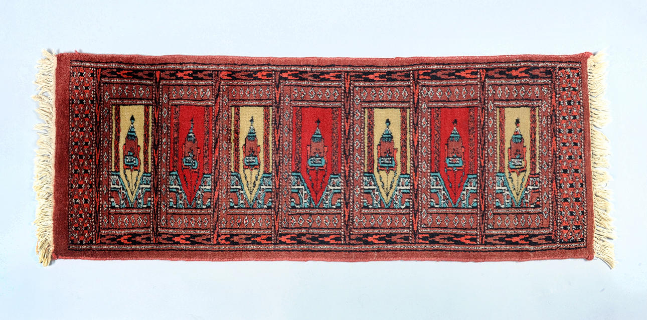 ”LITEN LÖPARE, MATTA MED VALV”. Klassisk knuten, soft touch, omkring 1950.