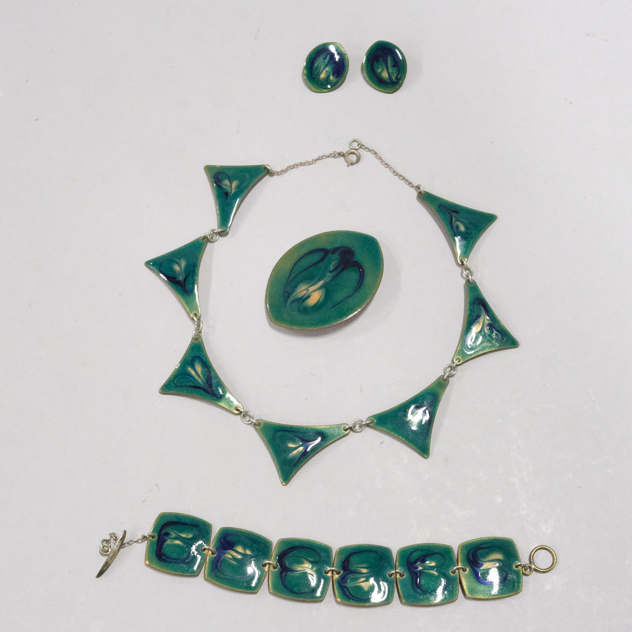 HOPE DENMARK JEWELRY.