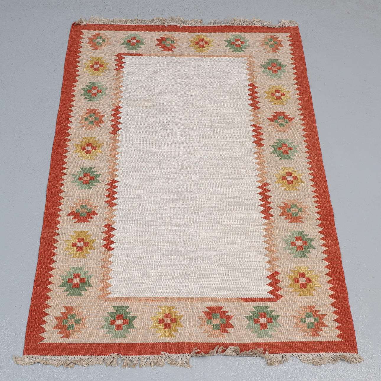 MATTA, bed sheet, unsigned, approx. 202x141 cm.