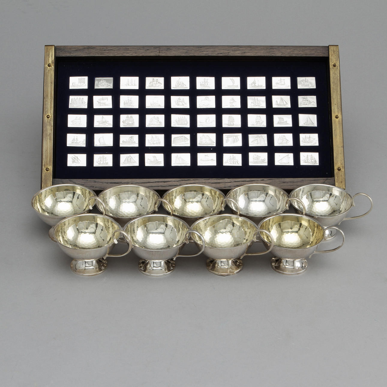 SILVER, 59 delar.