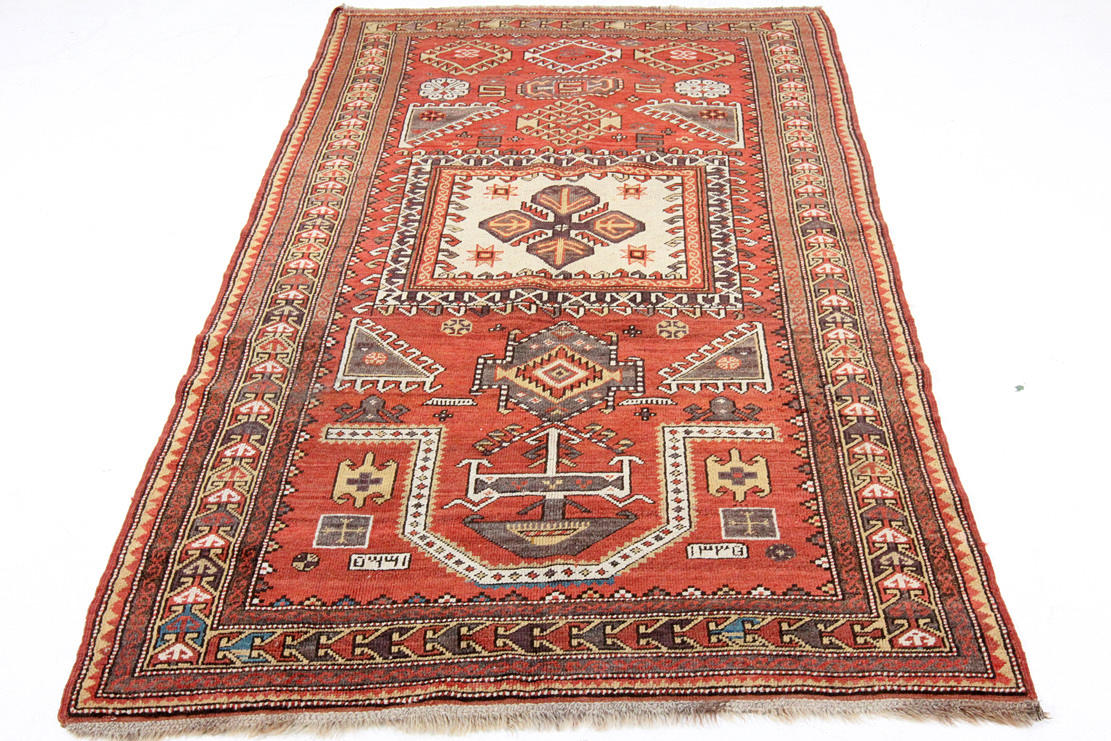 ORIENTALISK MATTA. Semi antik Kazak, 220 x 135 cm.