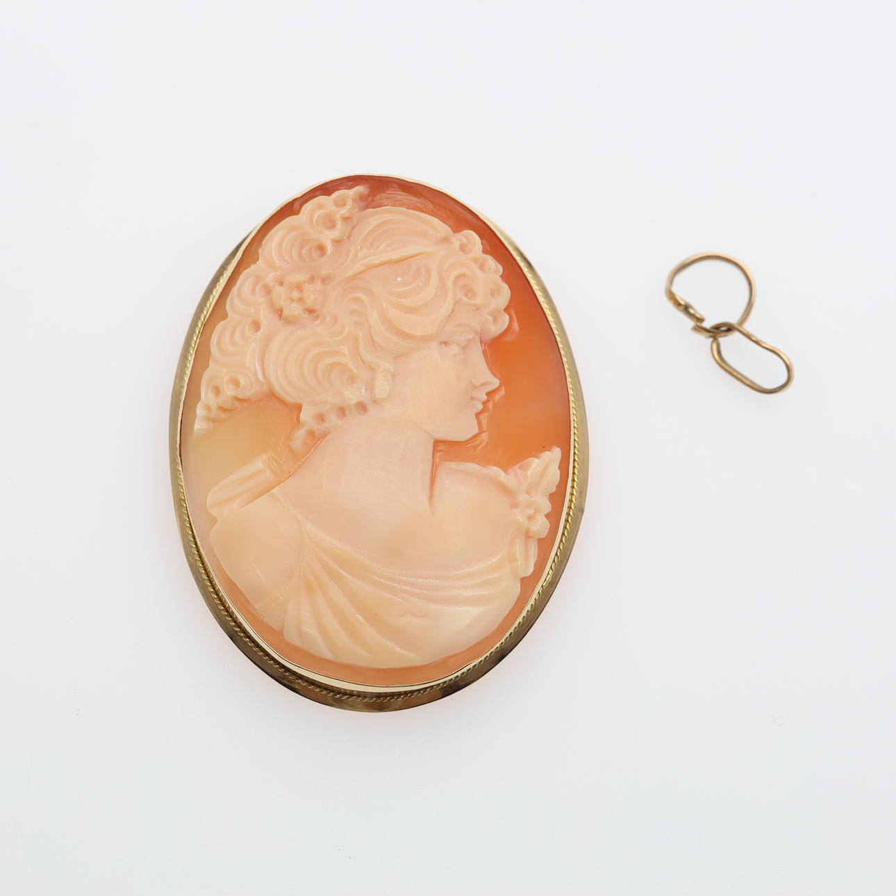 BROCHE/HÆNG, cameo, 18K guld.
