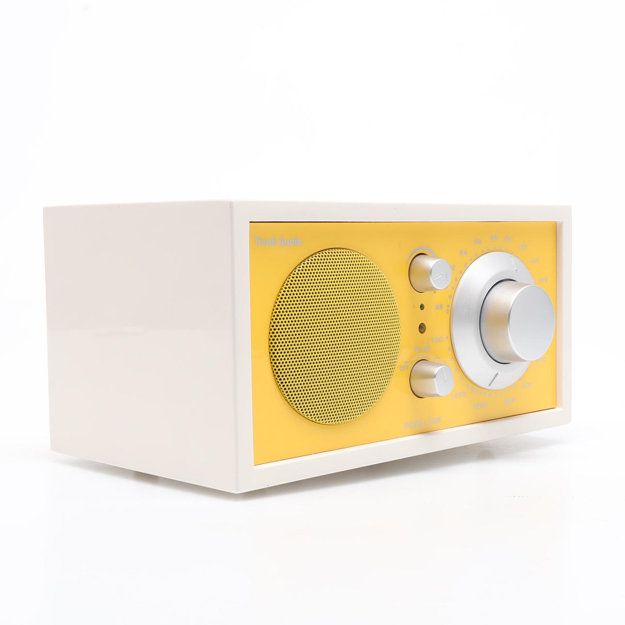 RADIO, Tivoli Audio "Model One", Henry Kloss.