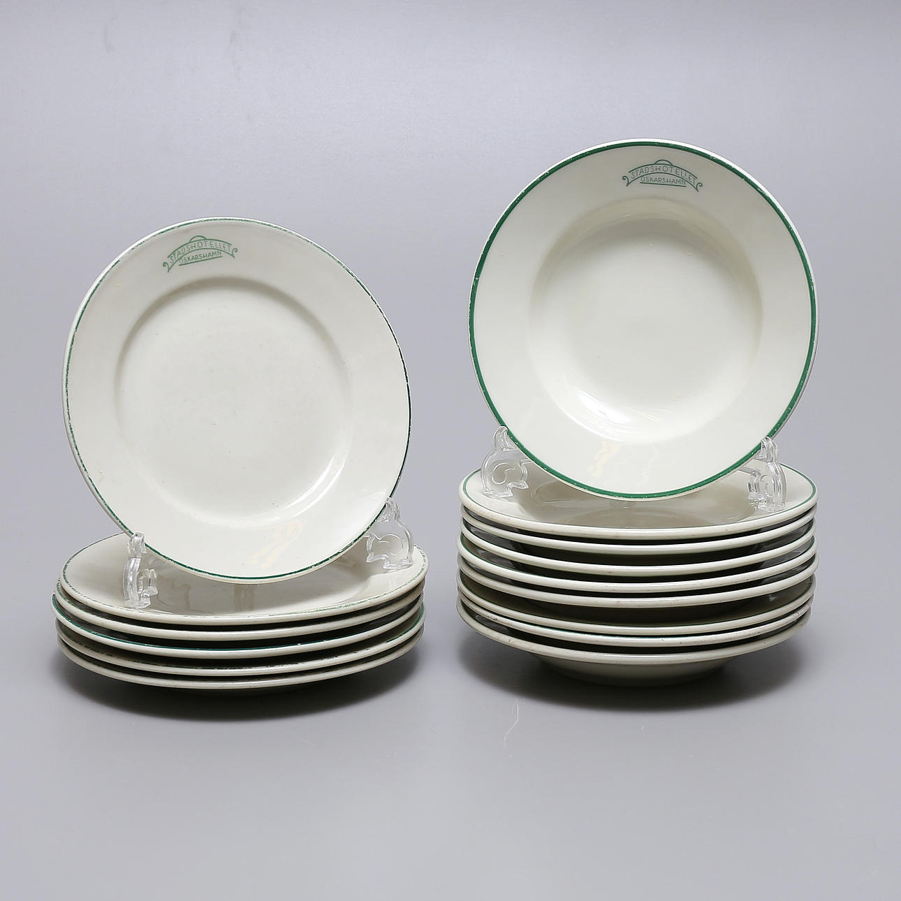 TALLRIKAR, 17 st, Stadshotellet, Oskarshamn.