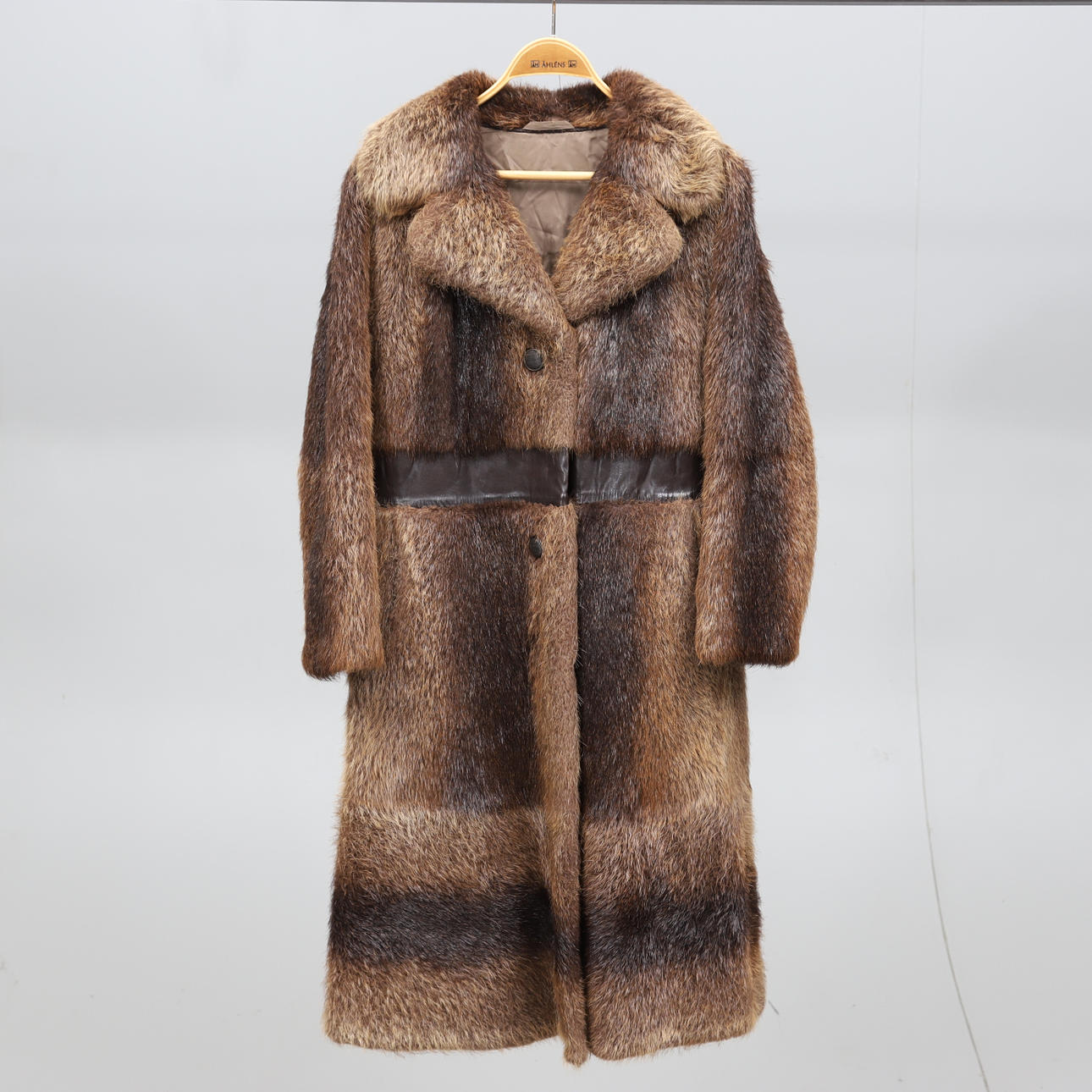 FUR COAT, nutrian, AB Allti-Päls, 1900s.