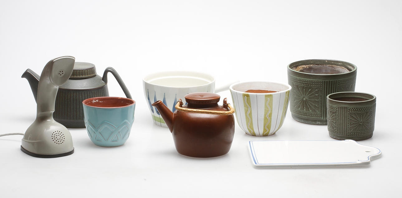 KERAMIK, 8 delar, Ekeby och Gefle samt TELEFON, Kobra, LM Ericsso.n.