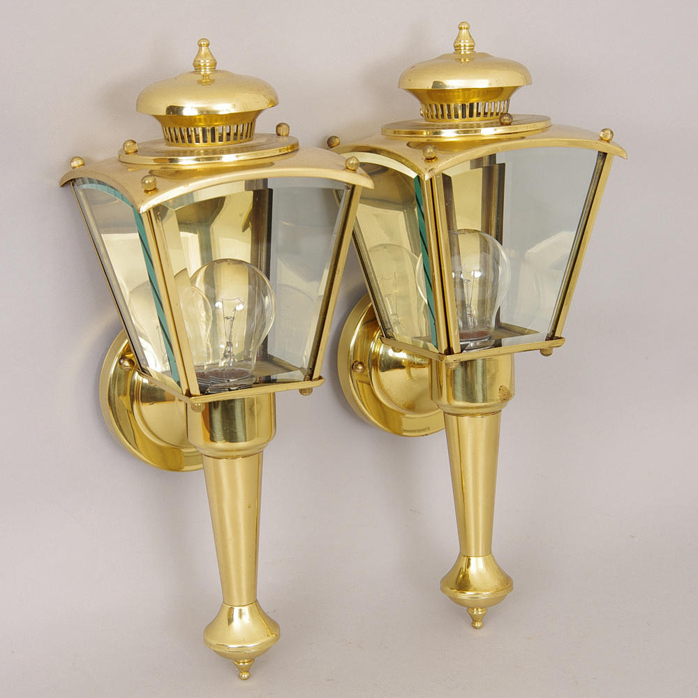 VÄGGLYKTOR, mässing med fasettslipat glas, sent 1900-tal.