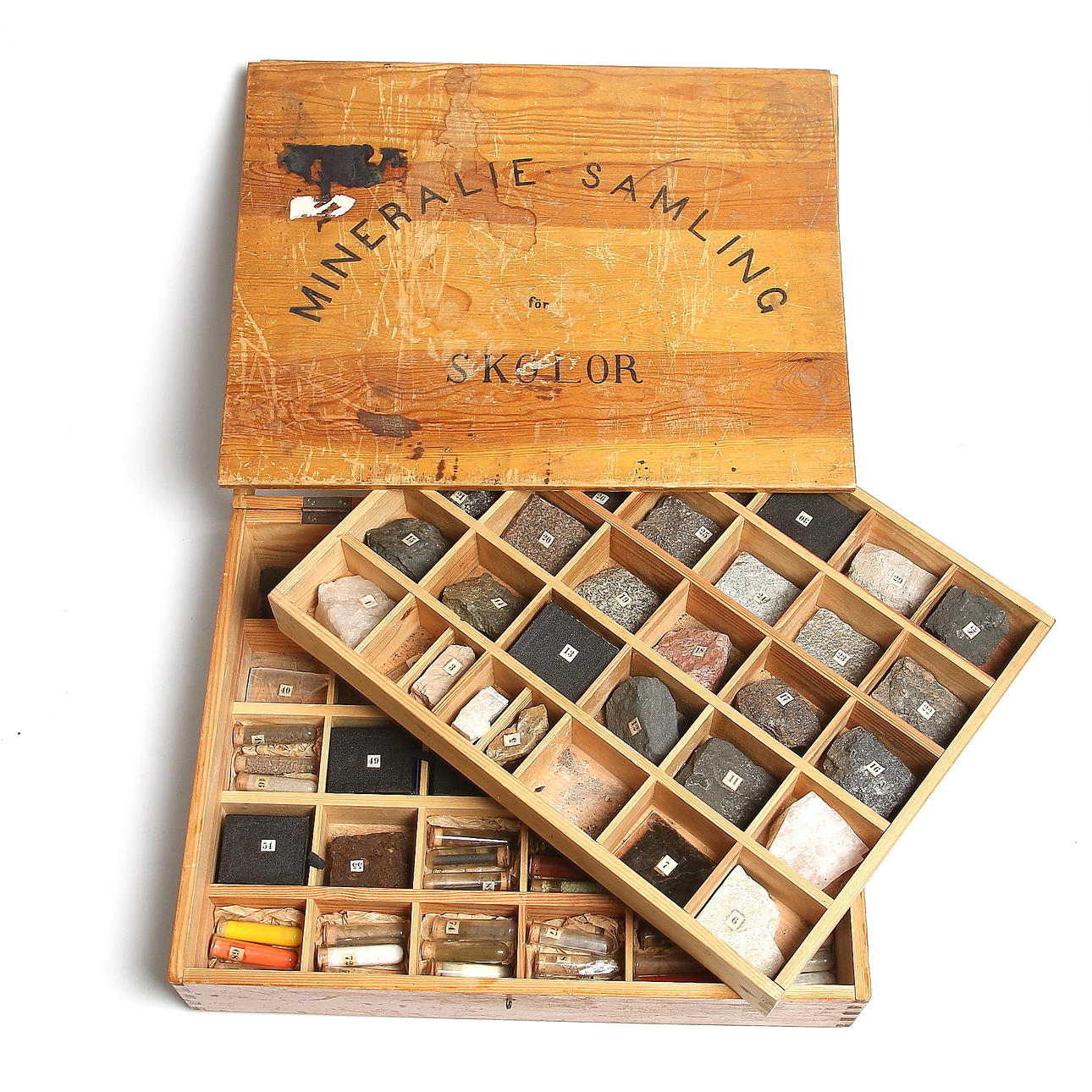 MINERALSAMLING FÖR SKOLOR, Frans Svanström & Co, Stockholm 1900-talets första hälft.