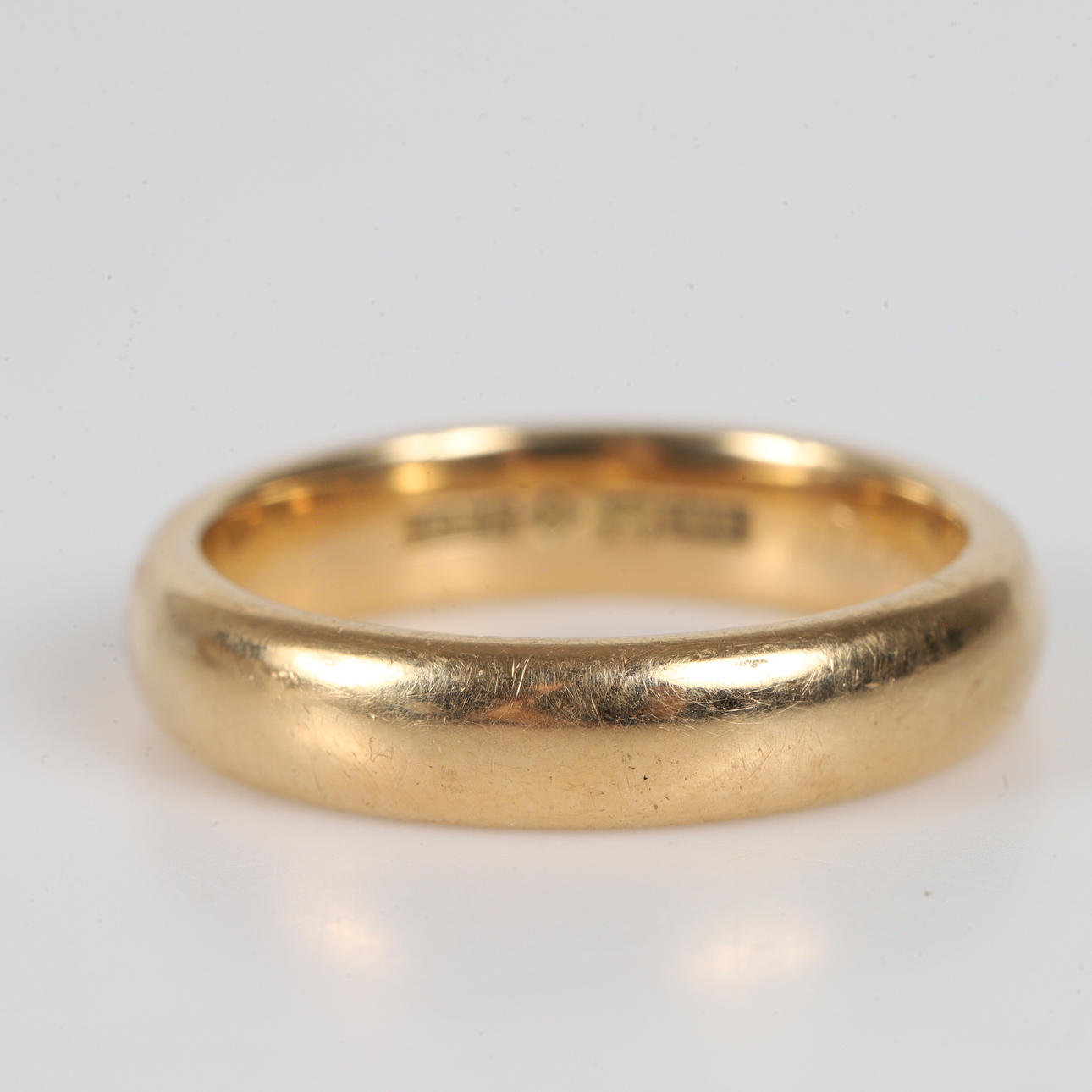 ALLIANSRING, 18 K guld.