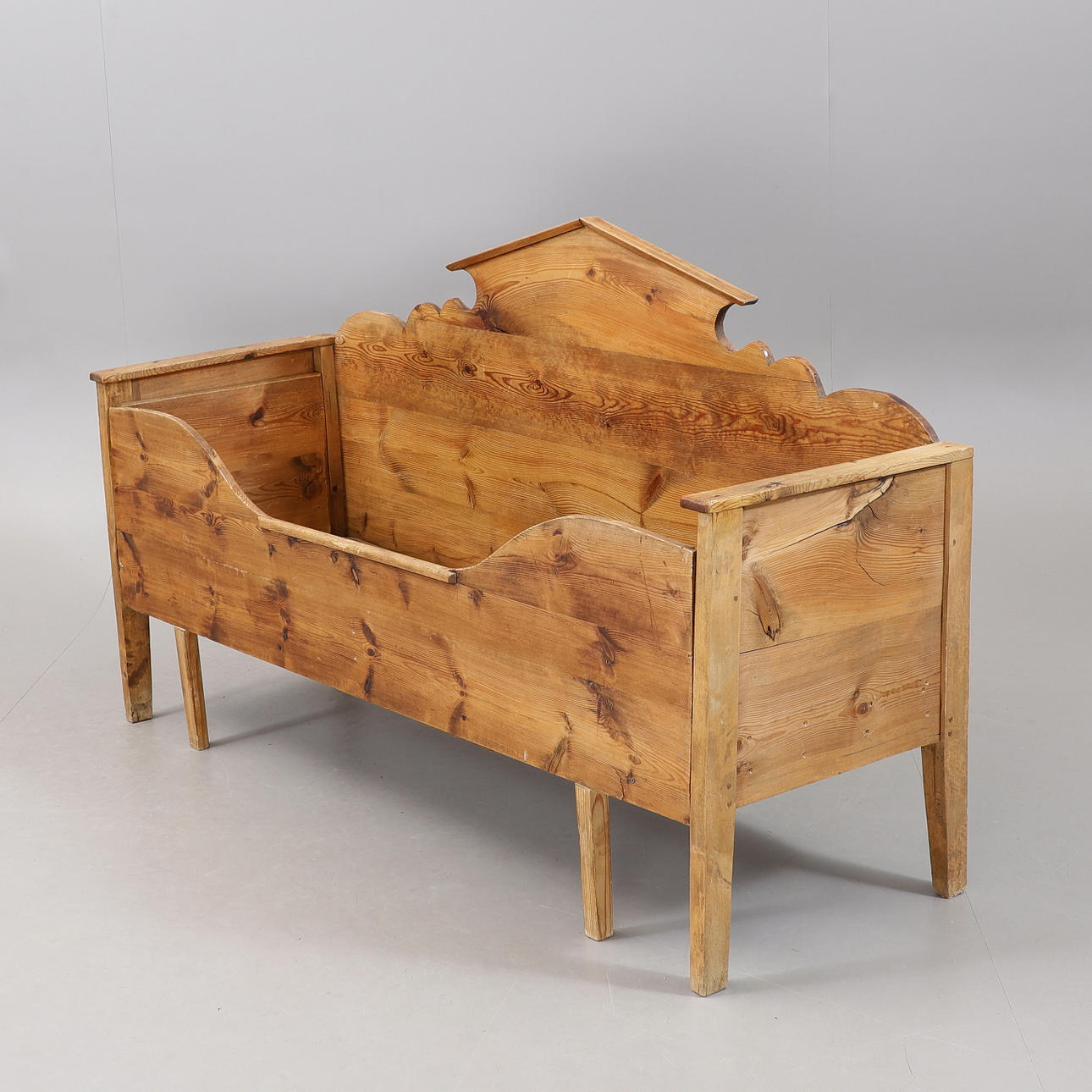 RAATAVA Sänky, 1800-luku.