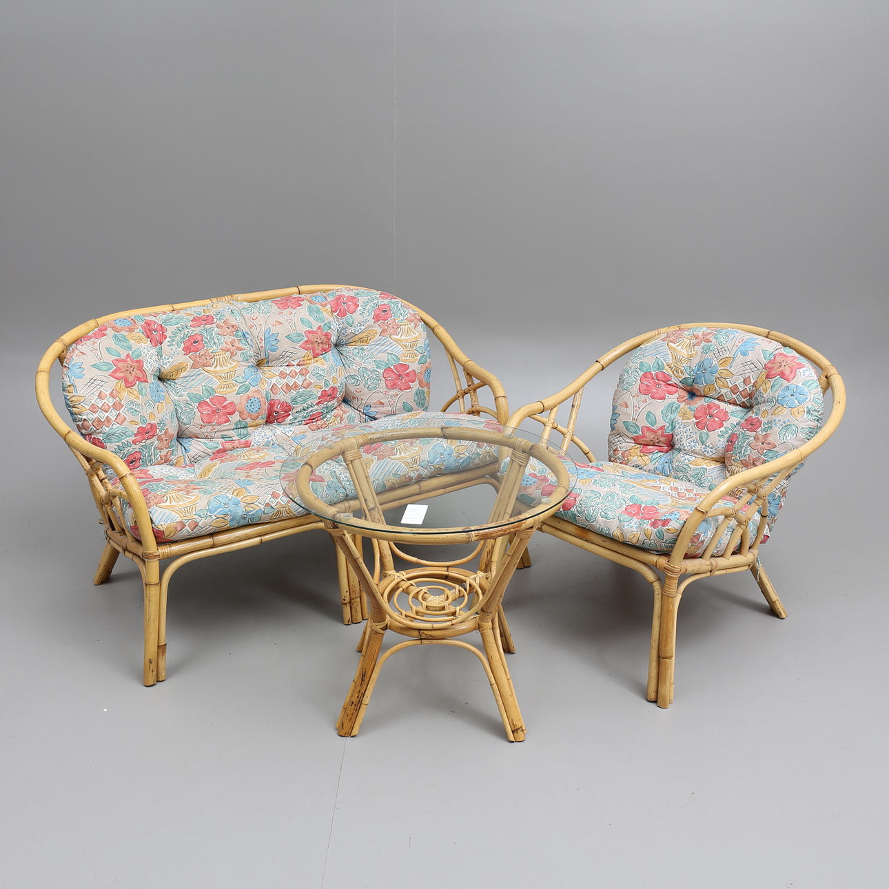 ROTTINGMÖBEL 3 delar, 1900 talets slut.