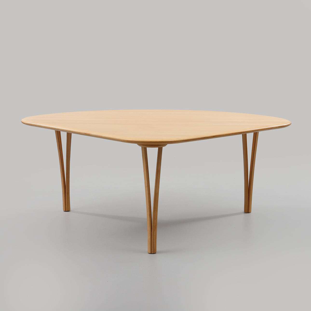 TABLE "TIMELESS", Haslev Möbelsnedkeri, Denmark.