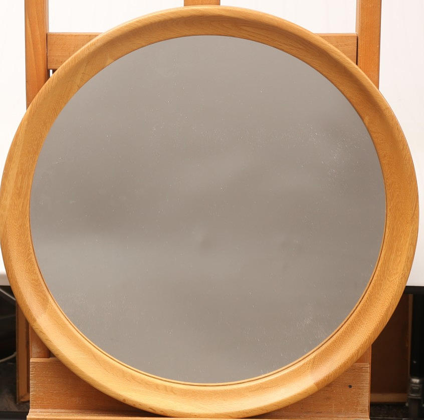 ESPEJO, redondo con marco, años 2000.