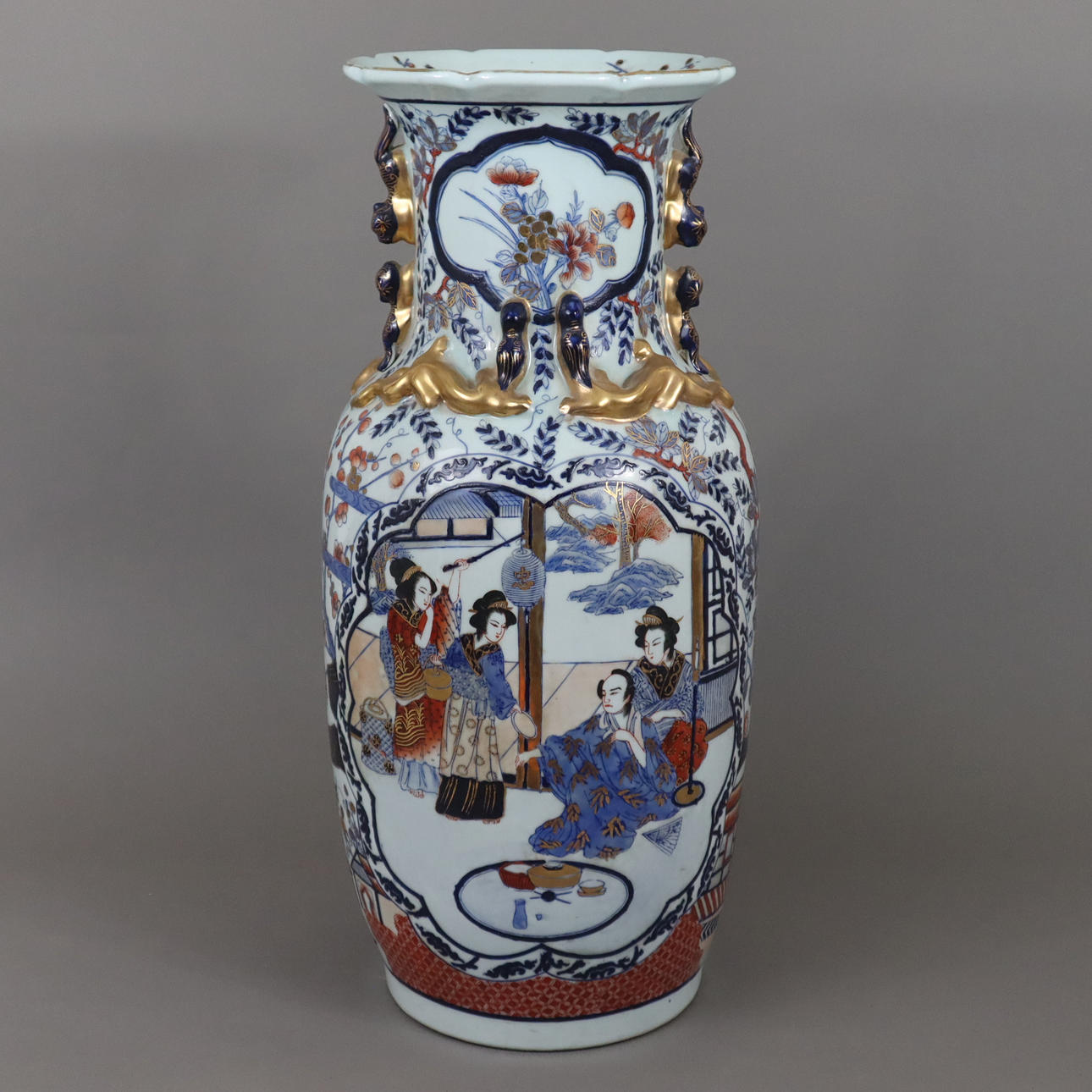 FLOOR VASE with Japanese decor - 20th century, porcelain, decorated in ...