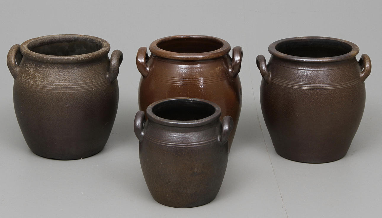 STENKRUKOR, 4 st, b.la. Höganäs.