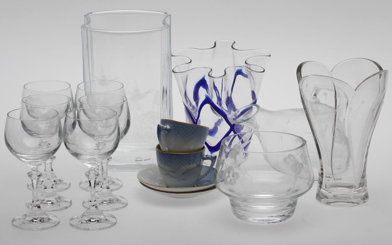 GLAS och KERAMIK, 15 delar, bl.a. Bing&Gröndahl, 1900-tal.