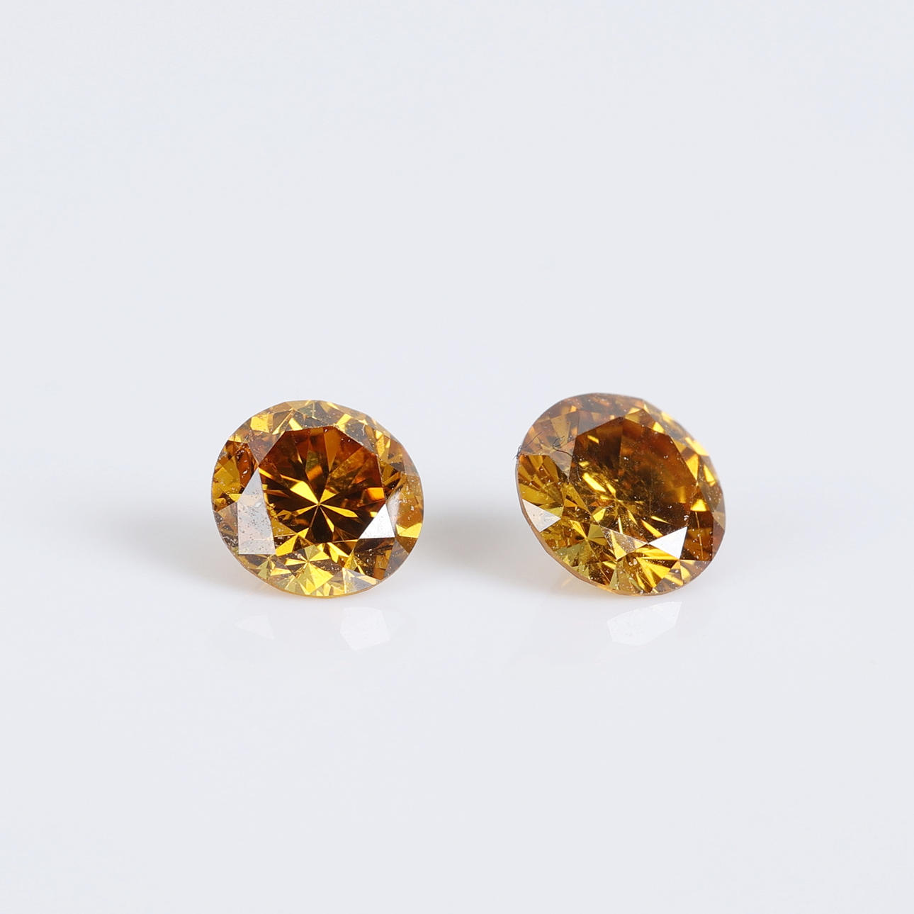 BRILJANTER 0,45 ct.
