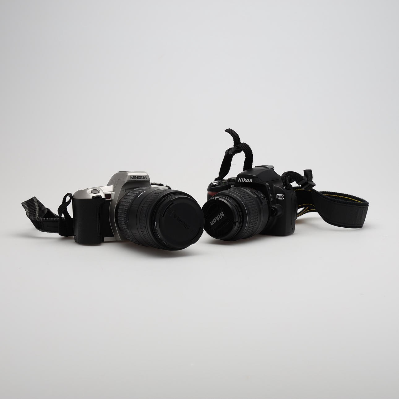 DIGITALKAMERAS, Nikon D40X und Minolta 505si super.