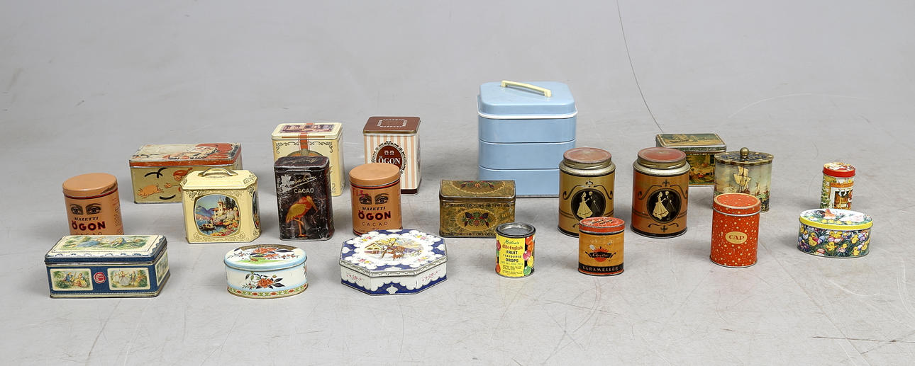 PLÅTBURKAR, 1900-tal.