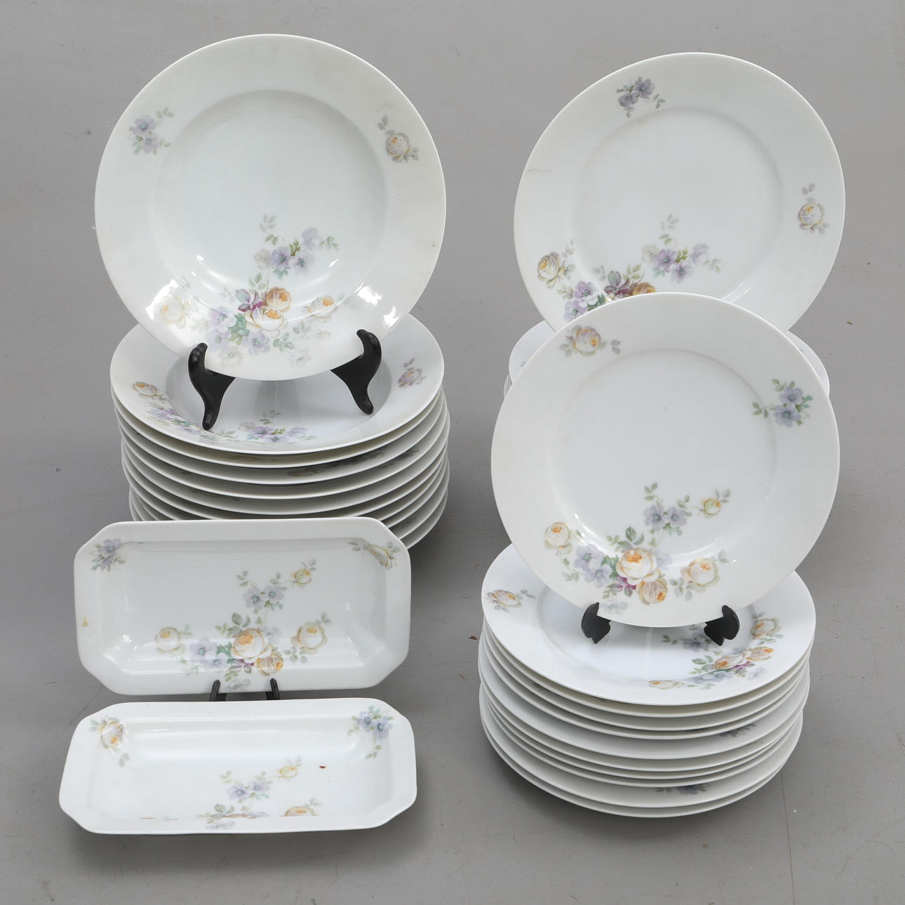 TABLEWARE, 35 pieces, Rosen Thal.