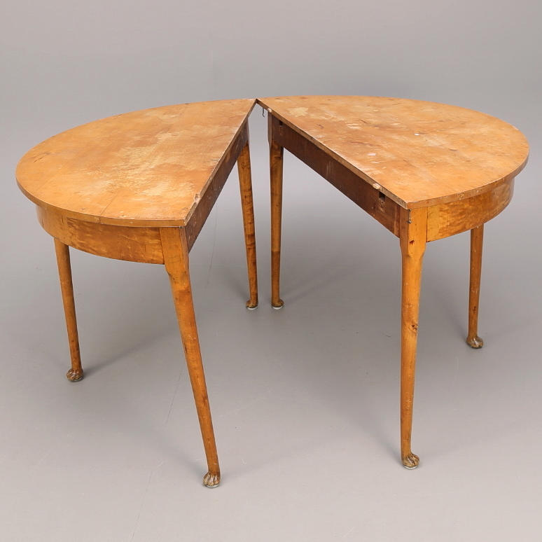 HALVMÅNBORD ett par, björk, empir 1800-tal.