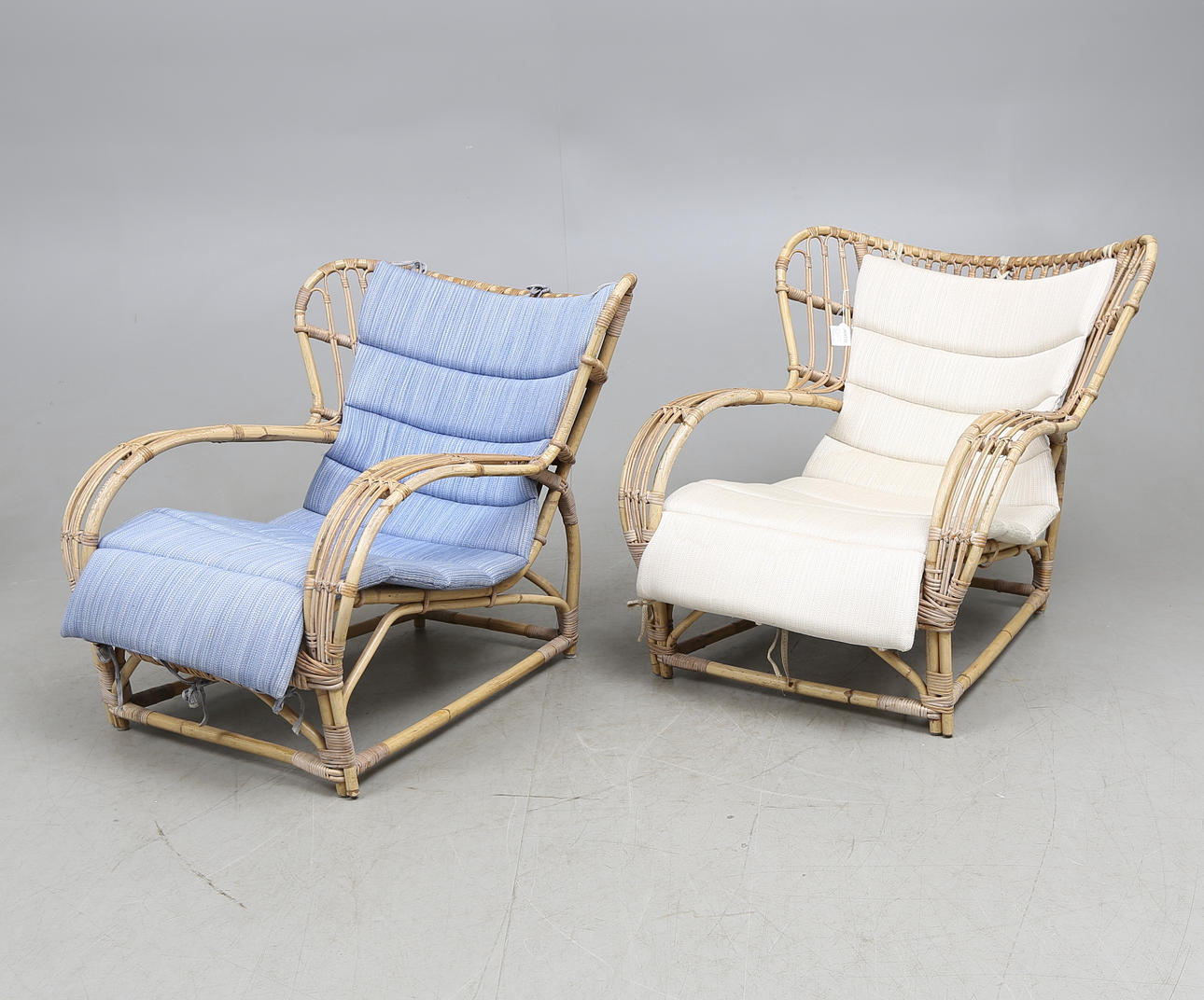 FÅTÖLJER, ett par, bambu och rotting. Tillskrivna, Viggo Boesen, R. Wengler, Köpenhamn, 1900-talets första hälft.