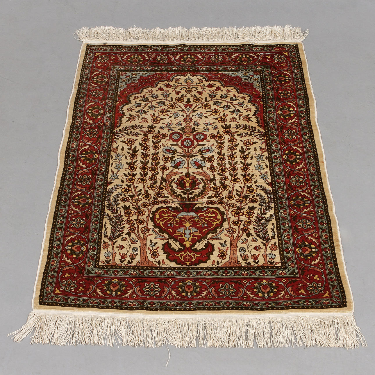 MATTA, silke, Hereke, Turkiet, 107 x 69 cm.