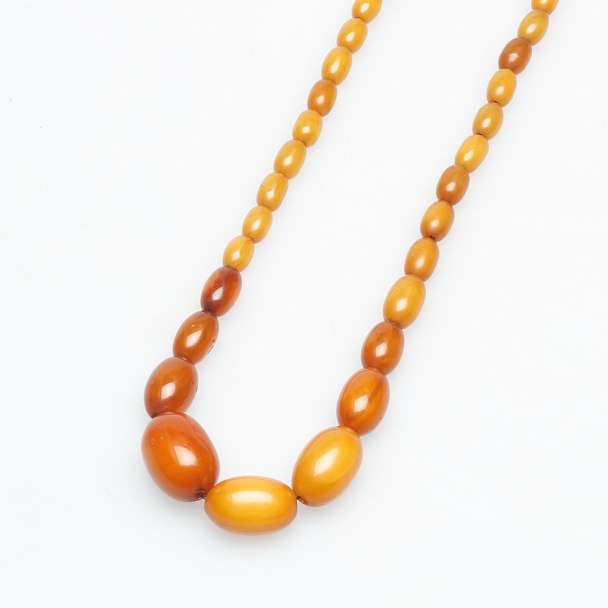 COLLIER, bärnstens imitation, 1900/2000-tal.