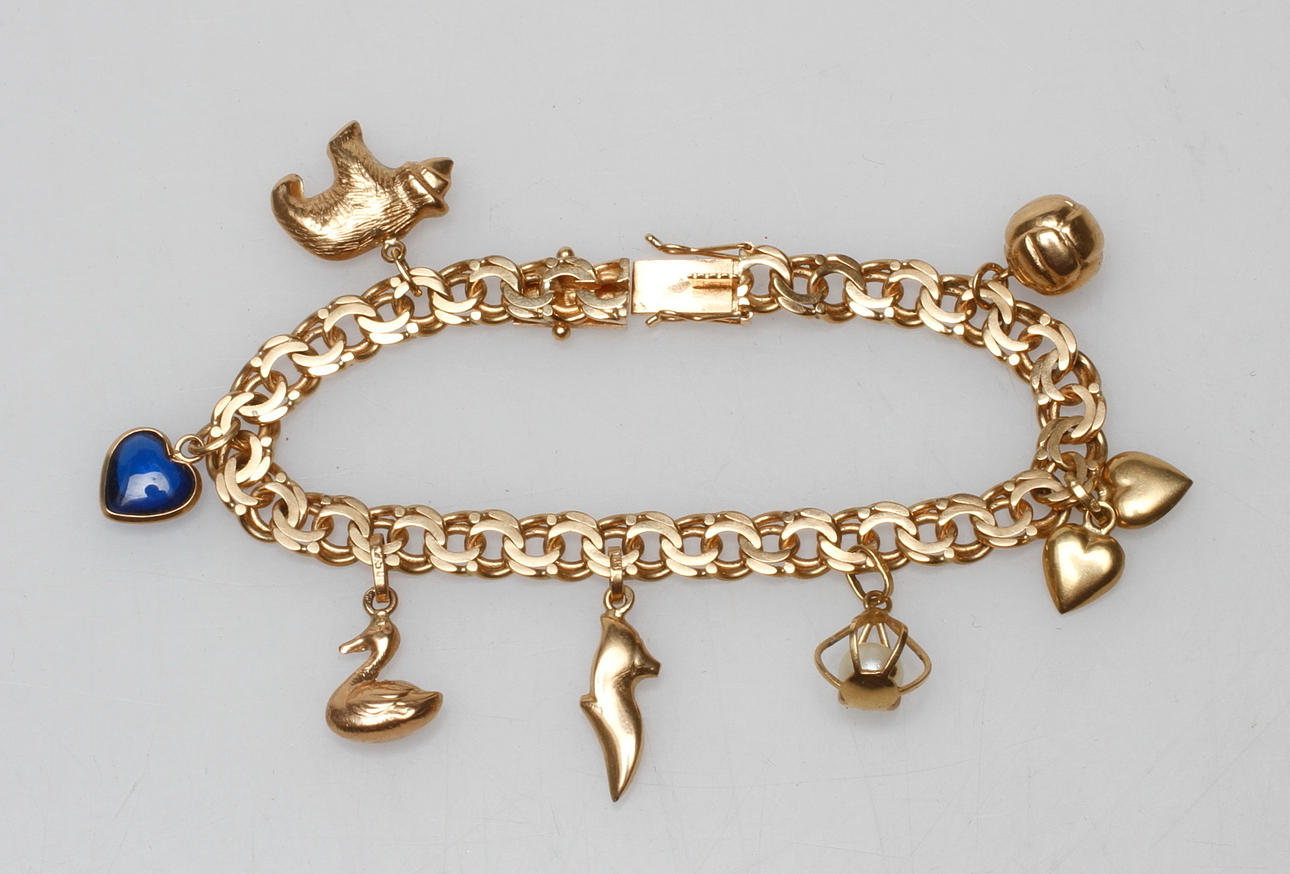 ARMBAND, 18k guld, vikt ca 20 gram.