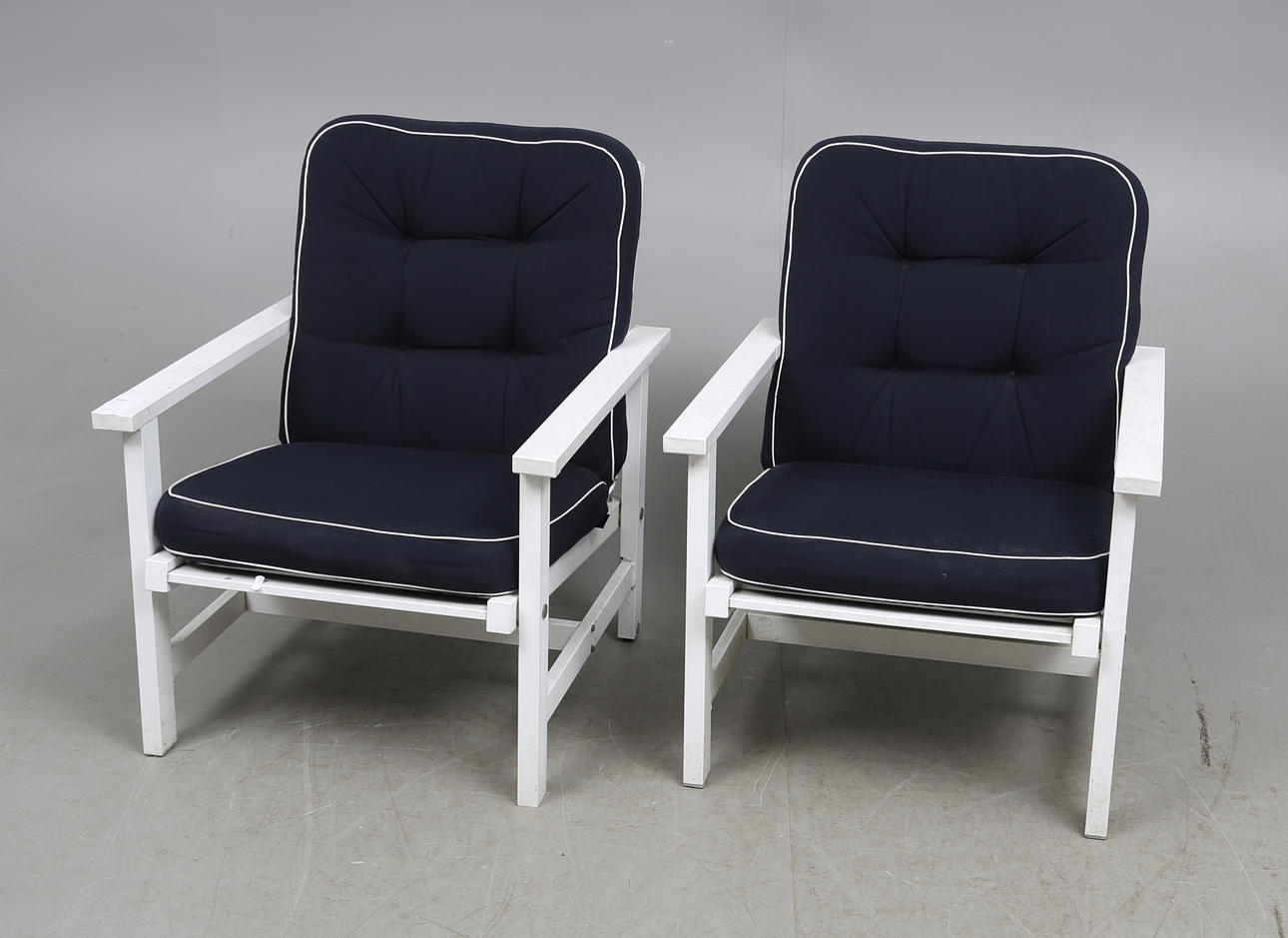 FÅTÖLJER, ett par, Elsa Stackelberg, Fri Form.