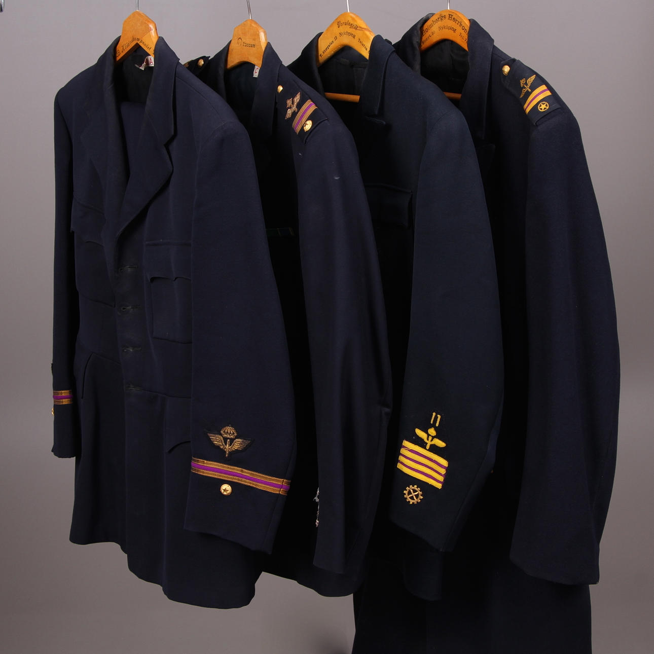 UNIFORMER, 4 delar, Flygvapnet, 1900-tal.