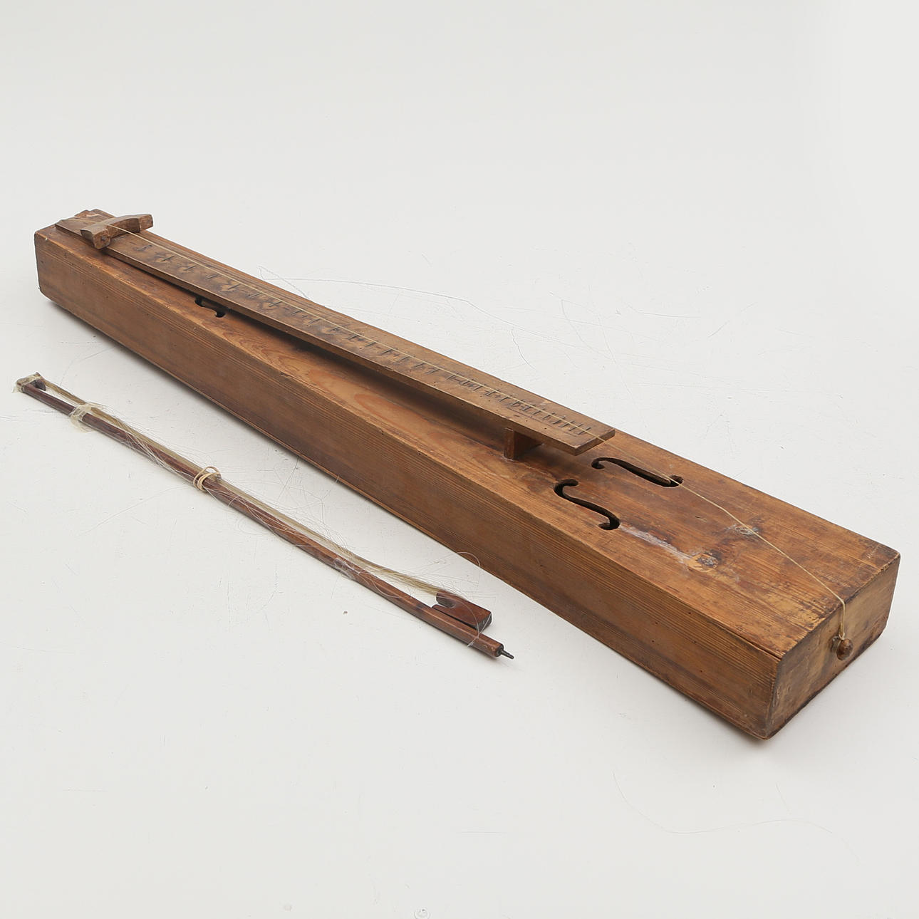 STRING INSTRUMENTS, wood, common man, 19th century.