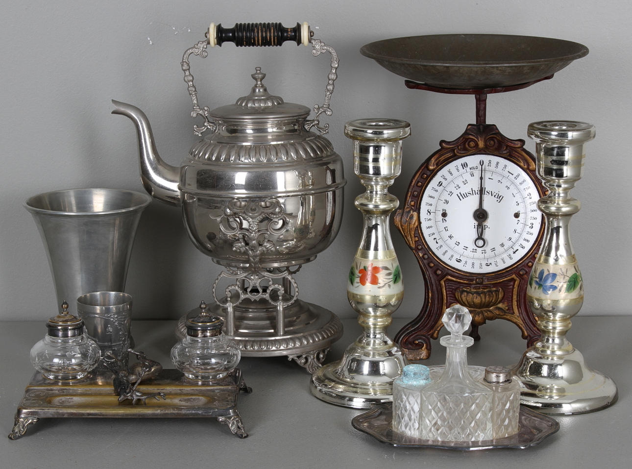 DIVERSE, 8 delar, bl.a. nysilverföremål.