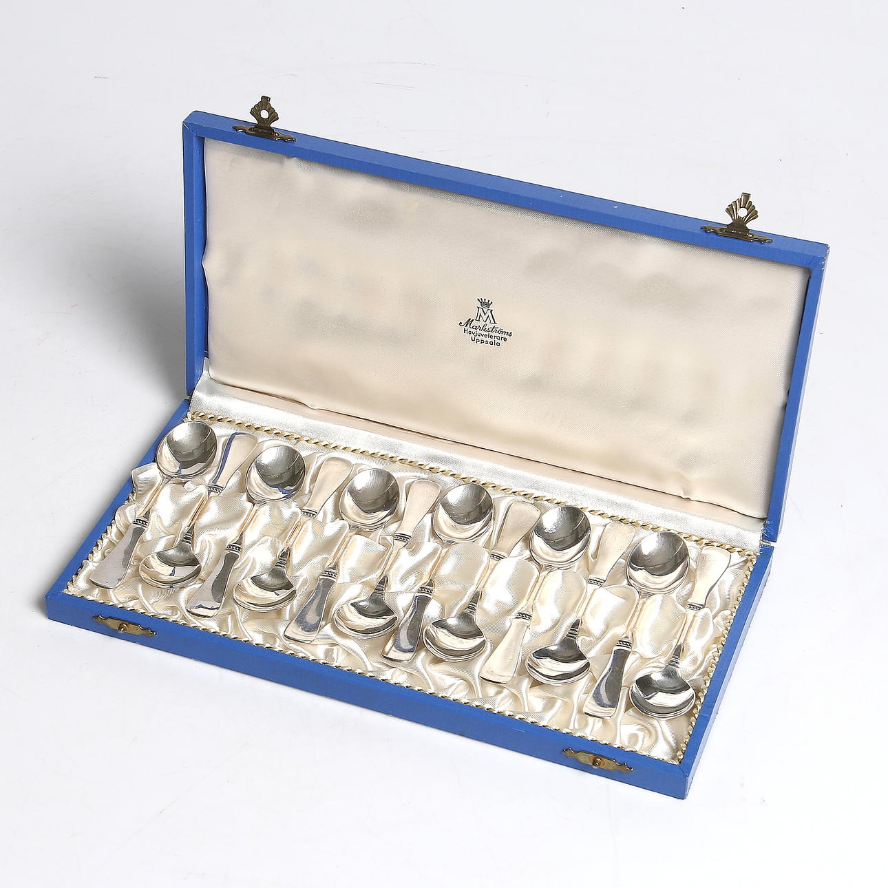 MOCCASKEDAR, 12 st, silver, "Uppsala Modellen". Vikt 127 gram.