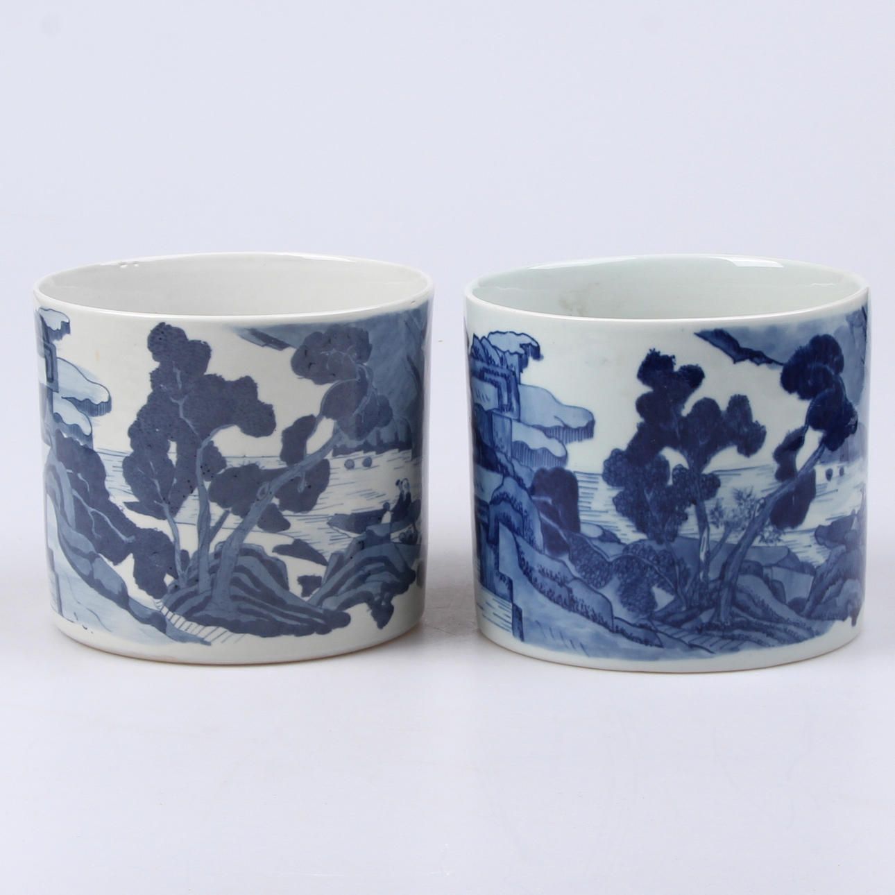 PENSELVASER, ett par, bär Kangxi märke, 1900-tal.