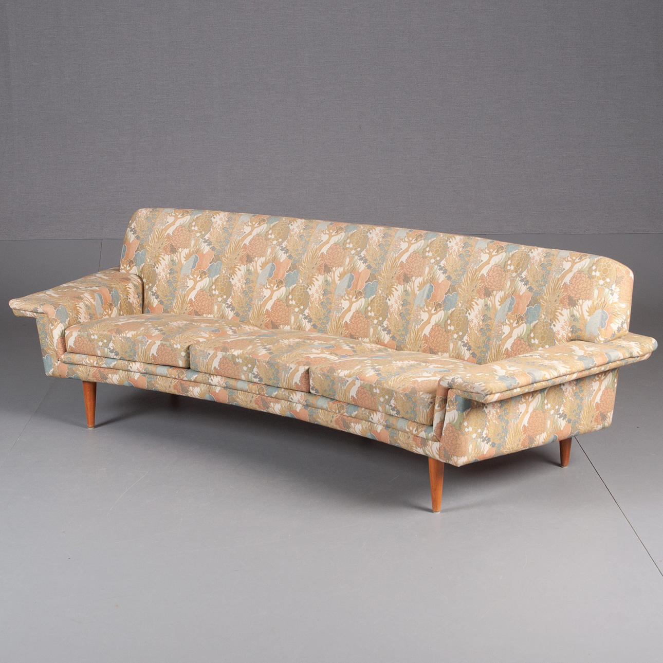 JOHANNES ANDERSEN. Sofa "Florida", Trensum, 1960s.