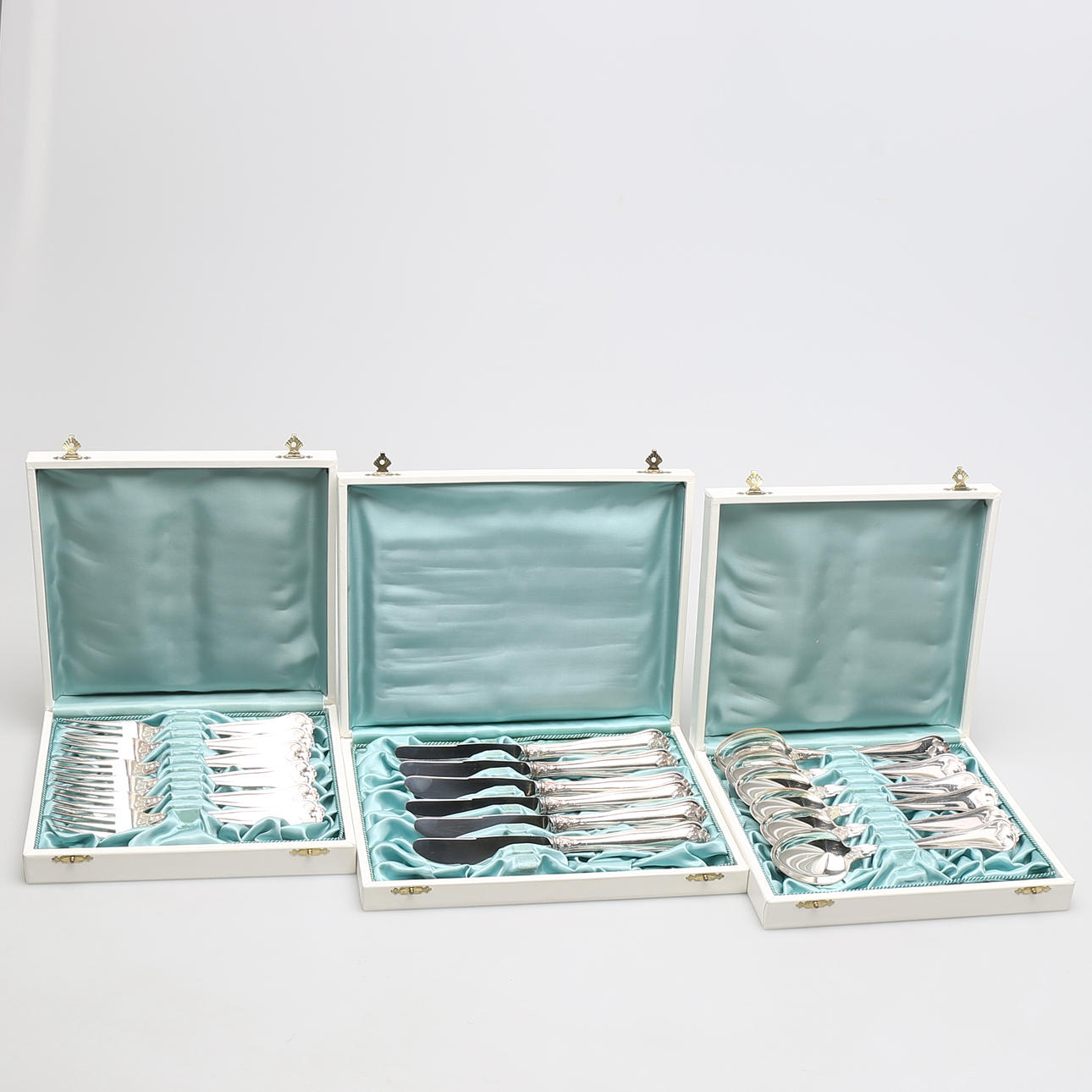 BESTICKDELAR i silver, 18 st, Rosenholm, Cohr, Danmark, vikt 454 gram.