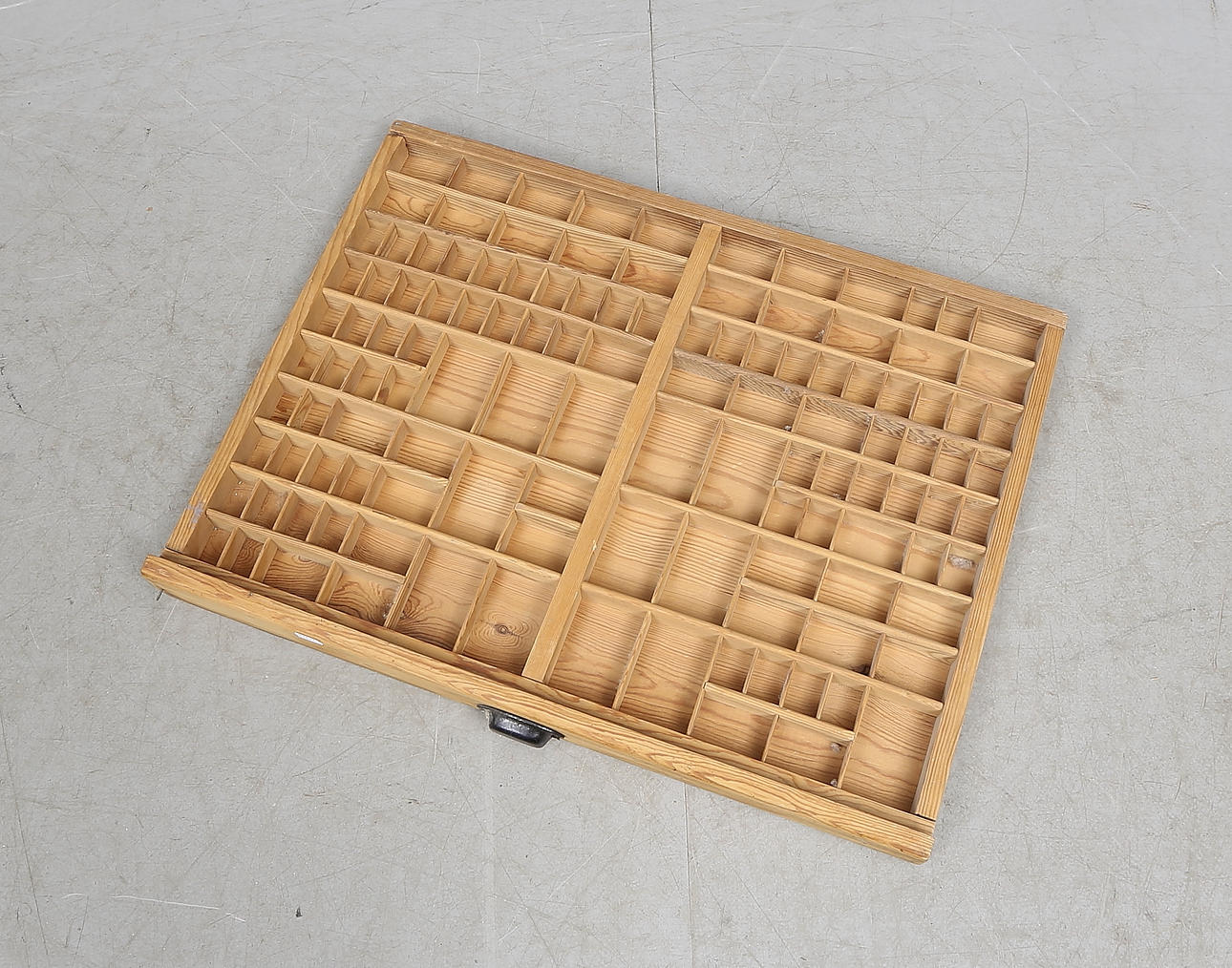 KASTHYLLA, 1900-tal.