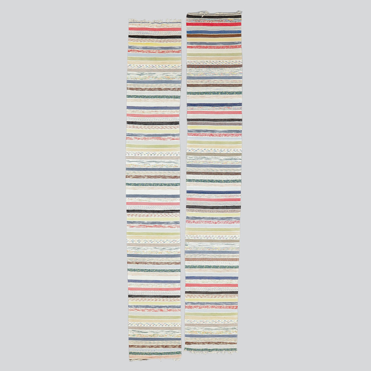 TRASMATTOR, 2 st, gallerimodell, ca 430 x 70 cm.