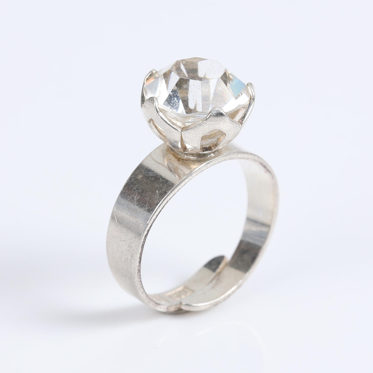 RING, sterling silver, vit sten. Smycken & Ädelstenar - Ringar - Auctionet