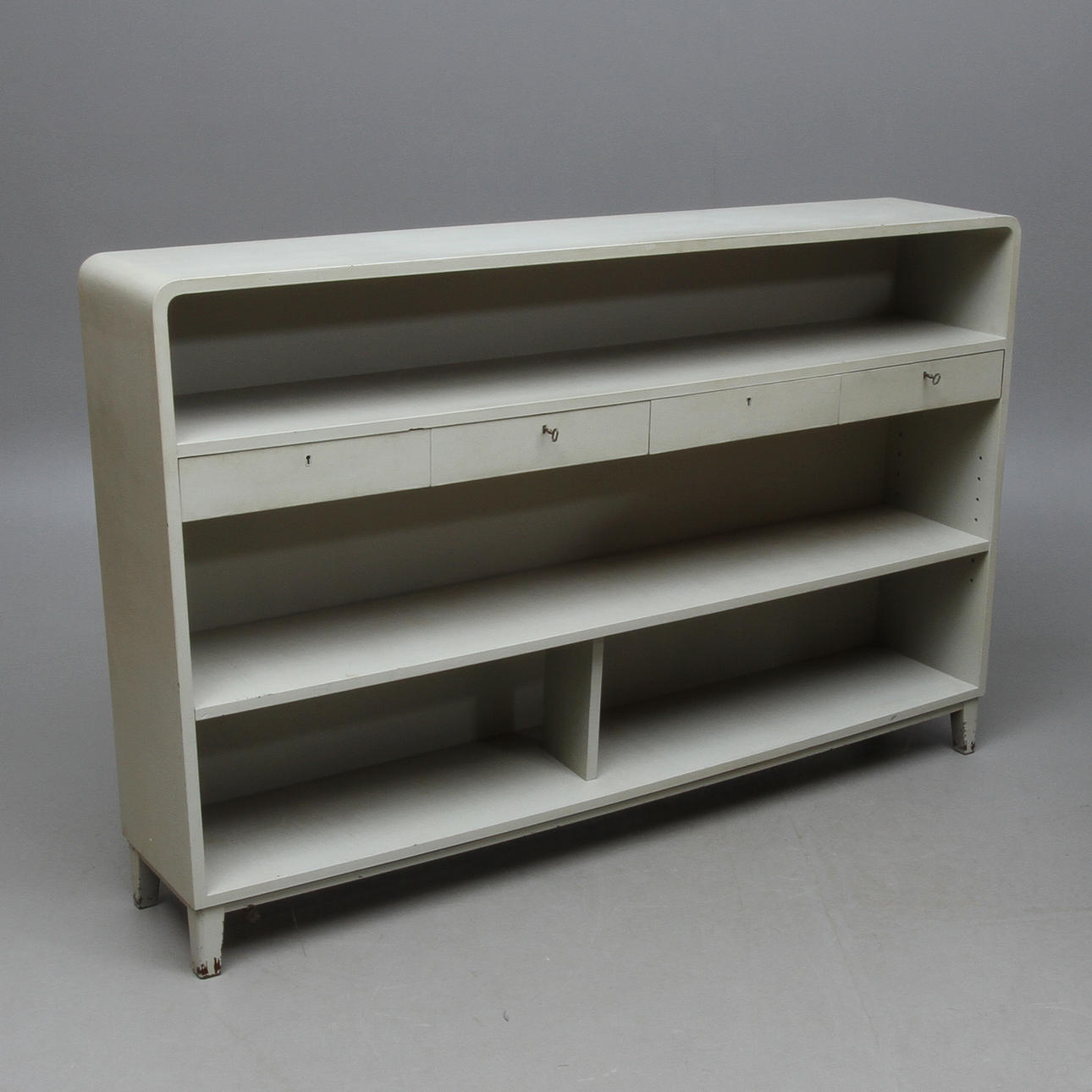 BOKHYLLA, 1900-talets första hälft.