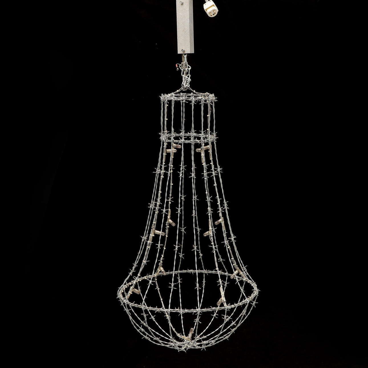 TOVE ADMAN. CHANDELIER, Fafner Form.