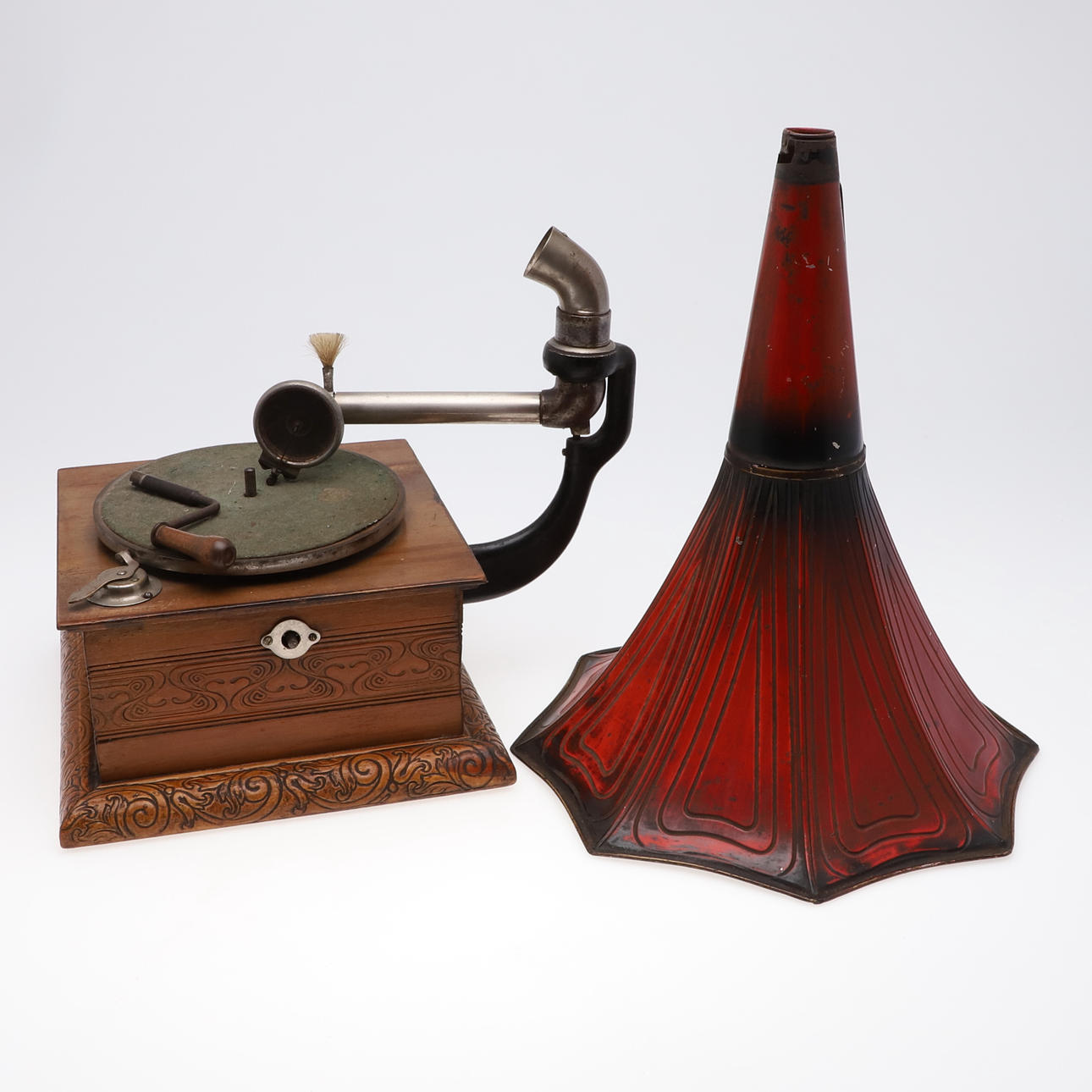 ANTIK HORN GRAMOFON & HORN.