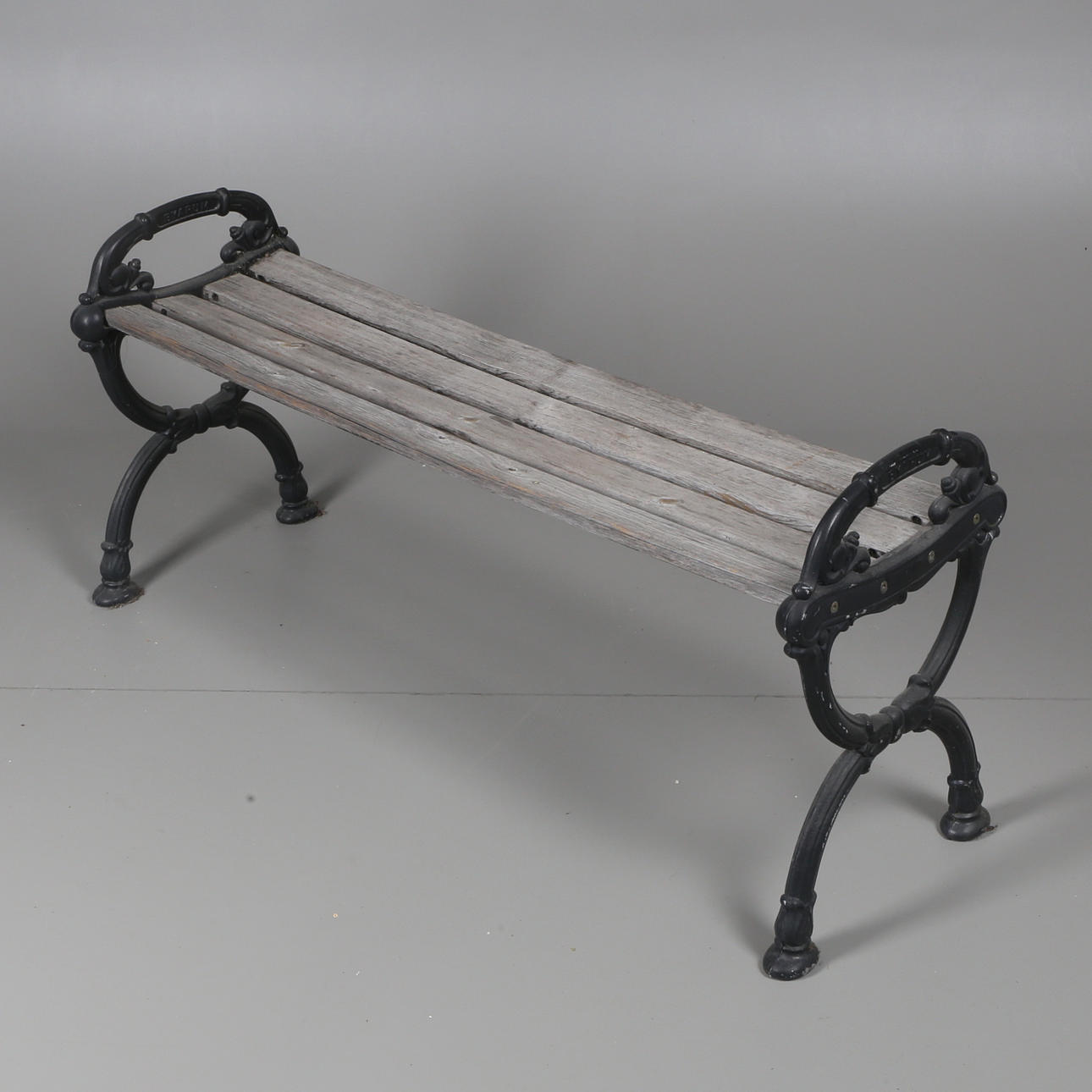 TRÄDGÅRDSBÄNK, Byarum, 1900-tal.