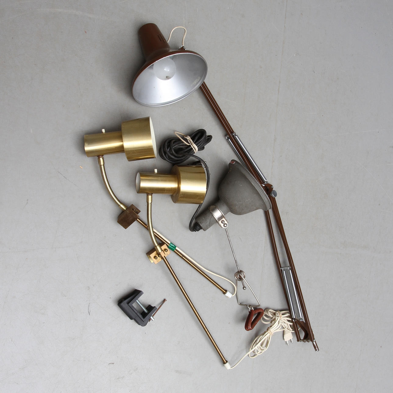 PARTI BELYSNING, 4 delar, 1900-tal.