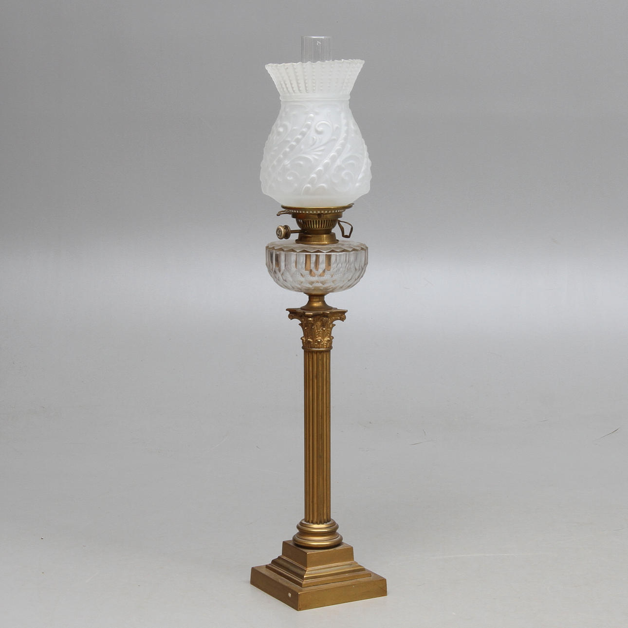 BORDSFOTOGENLAMPA, James Hinks & Son, 1800-talets andra hälft.