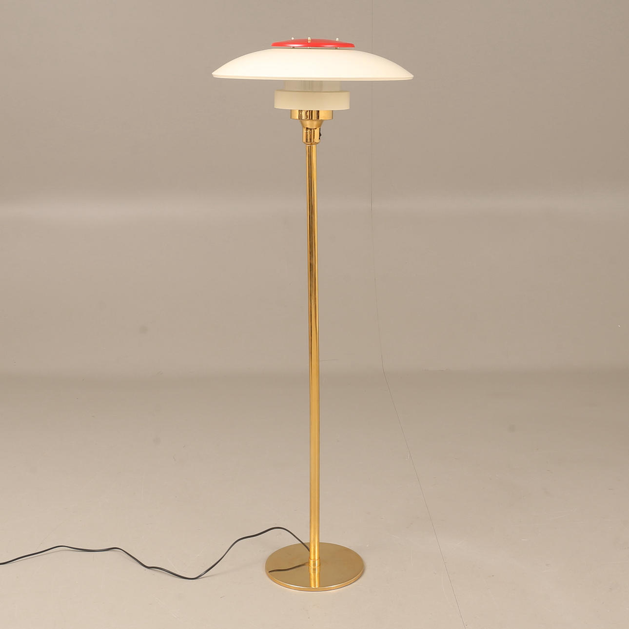 GULVLAMPE, Lysstudie af Horn, Danmark.