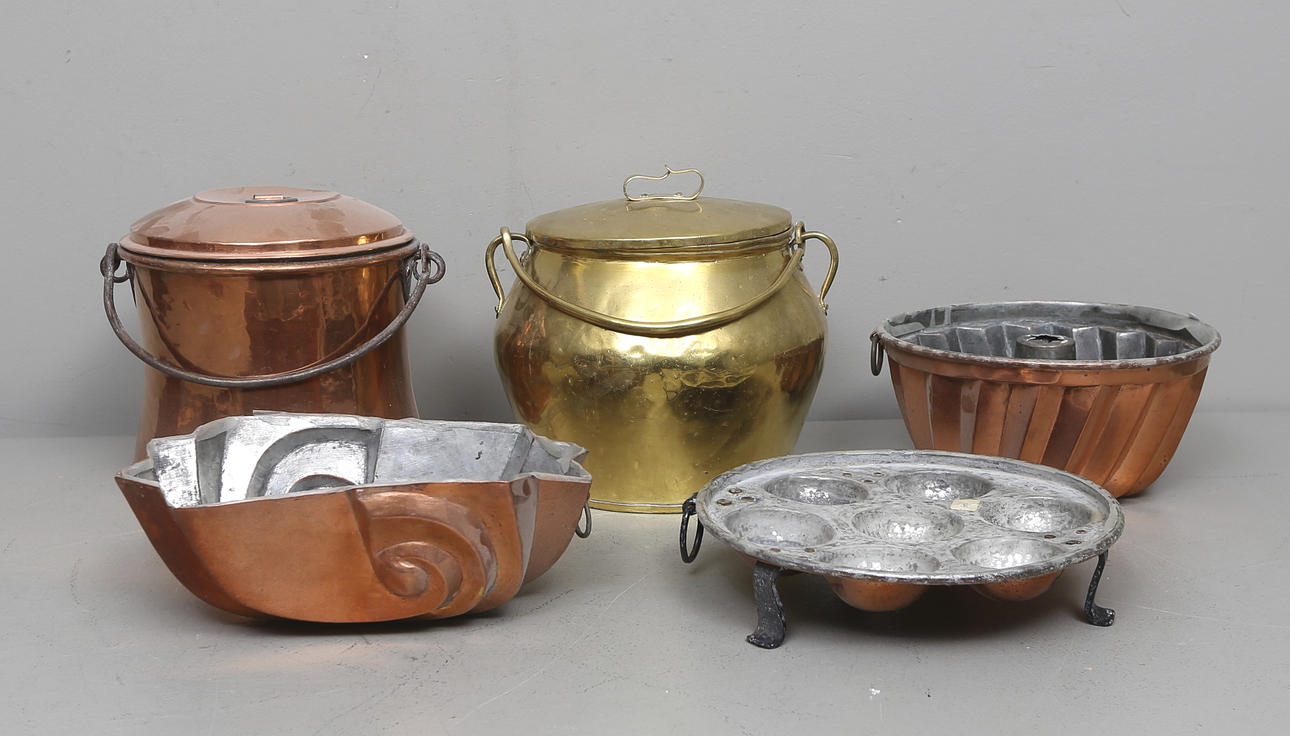 KOPPAR OCH MÄSSING, 5 delar, 1800-tal.