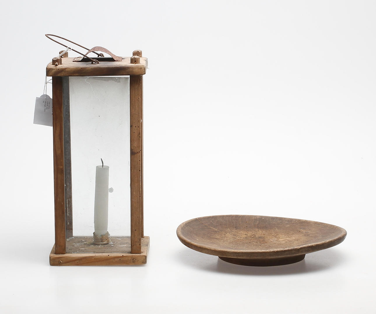 FAT OCH LYKTA, trä, allmoge, 1800-tal.